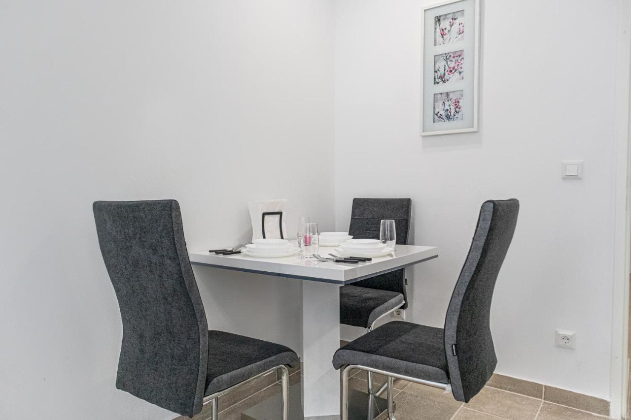 9 Min From City Center - Lovely Studio Near U1 Reumannplatz Βιέννη Εξωτερικό φωτογραφία