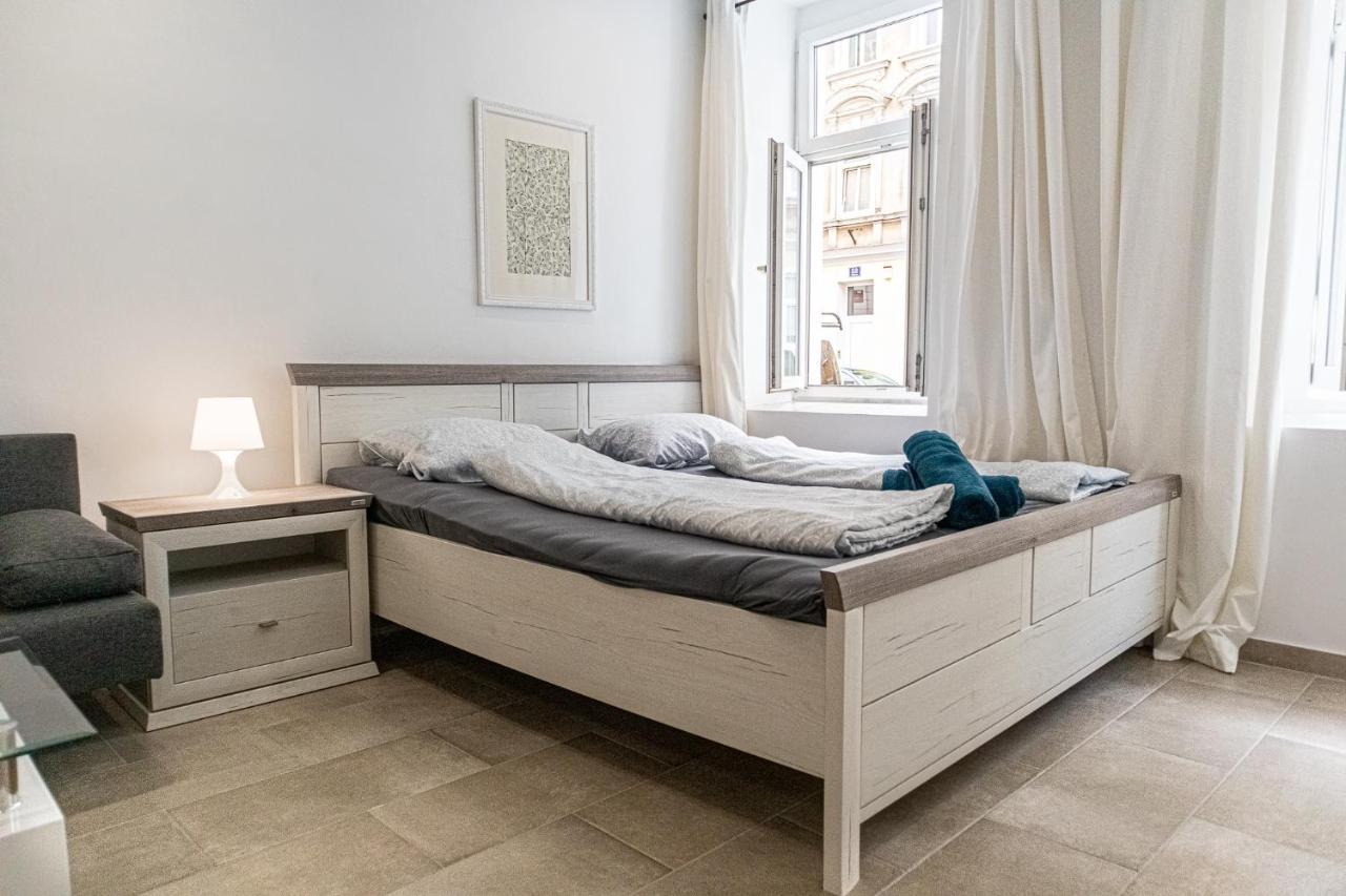 9 Min From City Center - Lovely Studio Near U1 Reumannplatz Βιέννη Εξωτερικό φωτογραφία